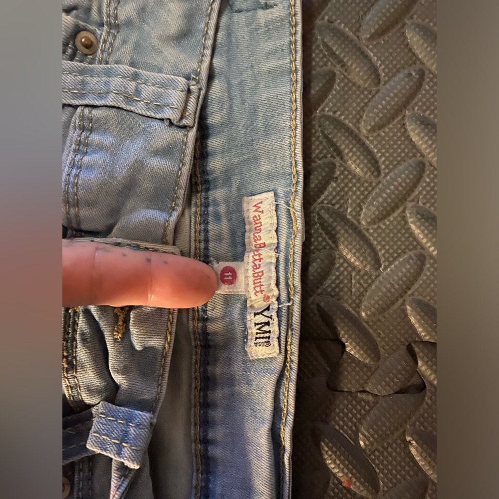 Women’s THICK emphasis•11• SkinnyJeansYMI 👀 BootyShaping